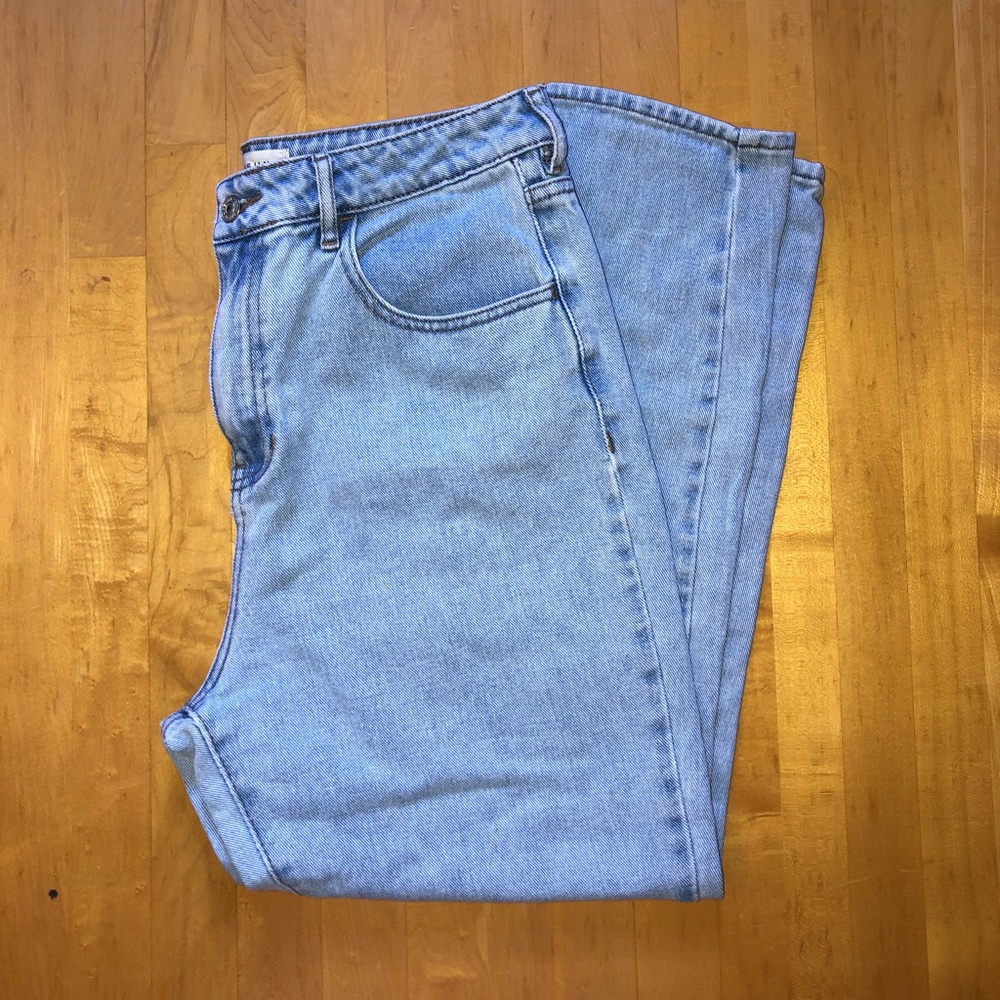 Pacsun light wash mom jeans